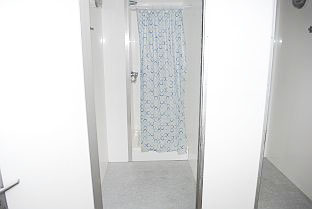 Shower2